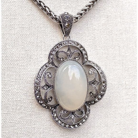 Marcasite Style Faux Moonstone Pendant Necklace Silver Tone Chain 32" - Picture 3 of 7